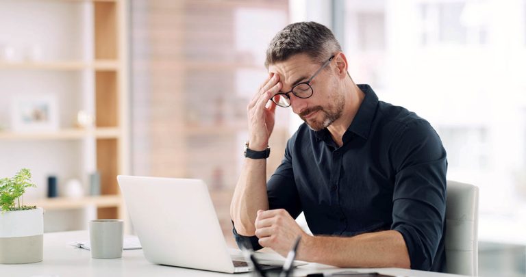 Fler återvänder till arbete – men psykisk ohälsa försvårar vägen tillbaka